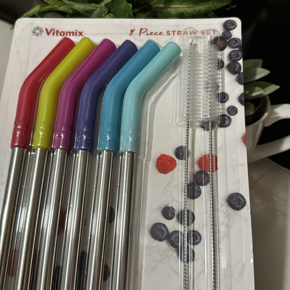 NEW Vitamix brand Stainless Steel Straws with Silicone Tips & Cleaning Brushes - Picture 4 of 8